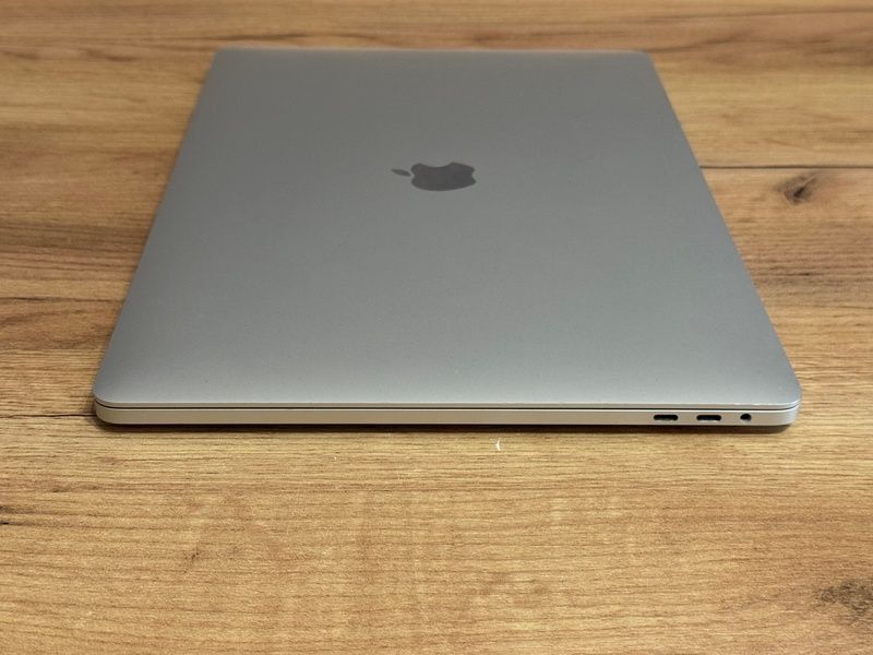 Apple MacBook Pro 16 2019 Intel Core i9 16GB RAM 1TB SSD Silver б/в 257 фото