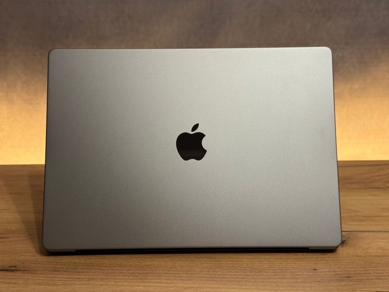 Apple MacBook Pro 16 2021 M1 Pro 16GB RAM 512GB SSD Space Gray б/в 273 фото